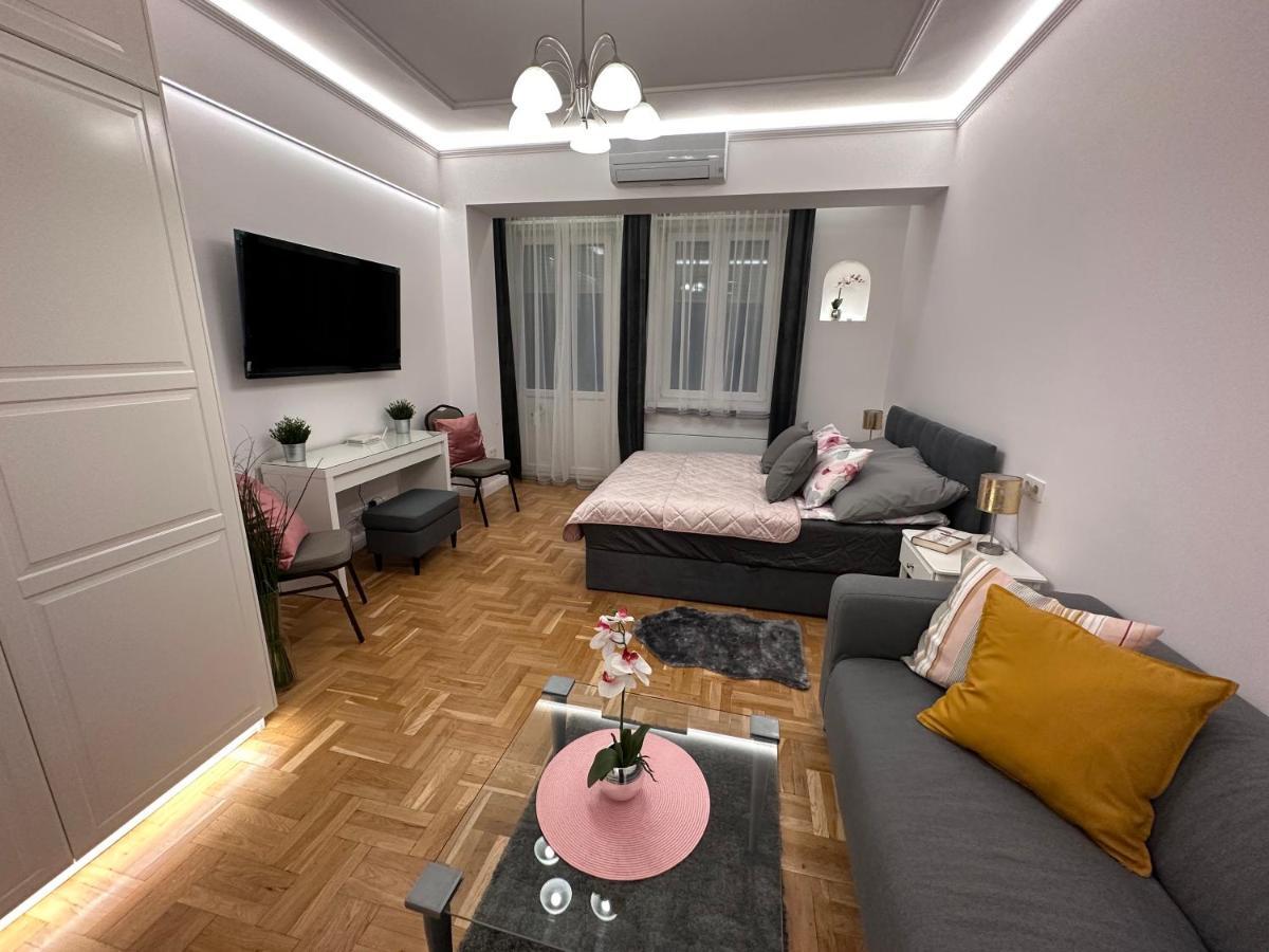 Elegant In The Centre With Ac Budapeste